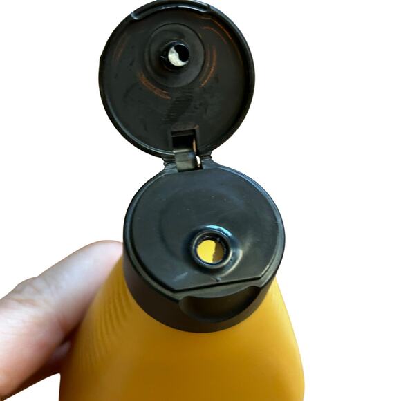 New Redken Blonde Glam Conditioner in an 8.5 fl bottle - Picture 4 of 6